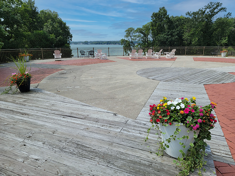 Potawatomi Inn Sun Deck